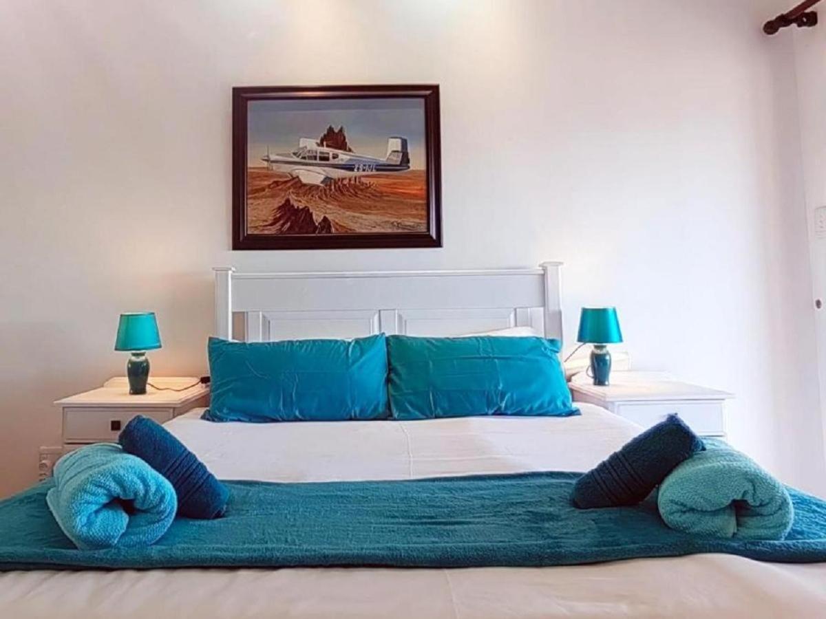 Aviators Paradise Guest House Мозел Бей Екстериор снимка